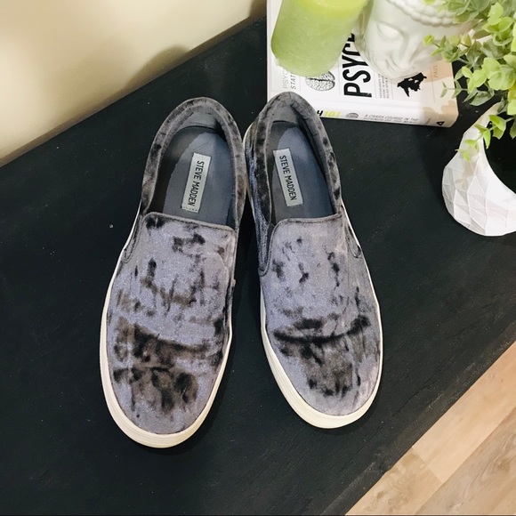 Steve Madden Shoes - Steve Madden | Gema crushed velvet slip one | 9.5m